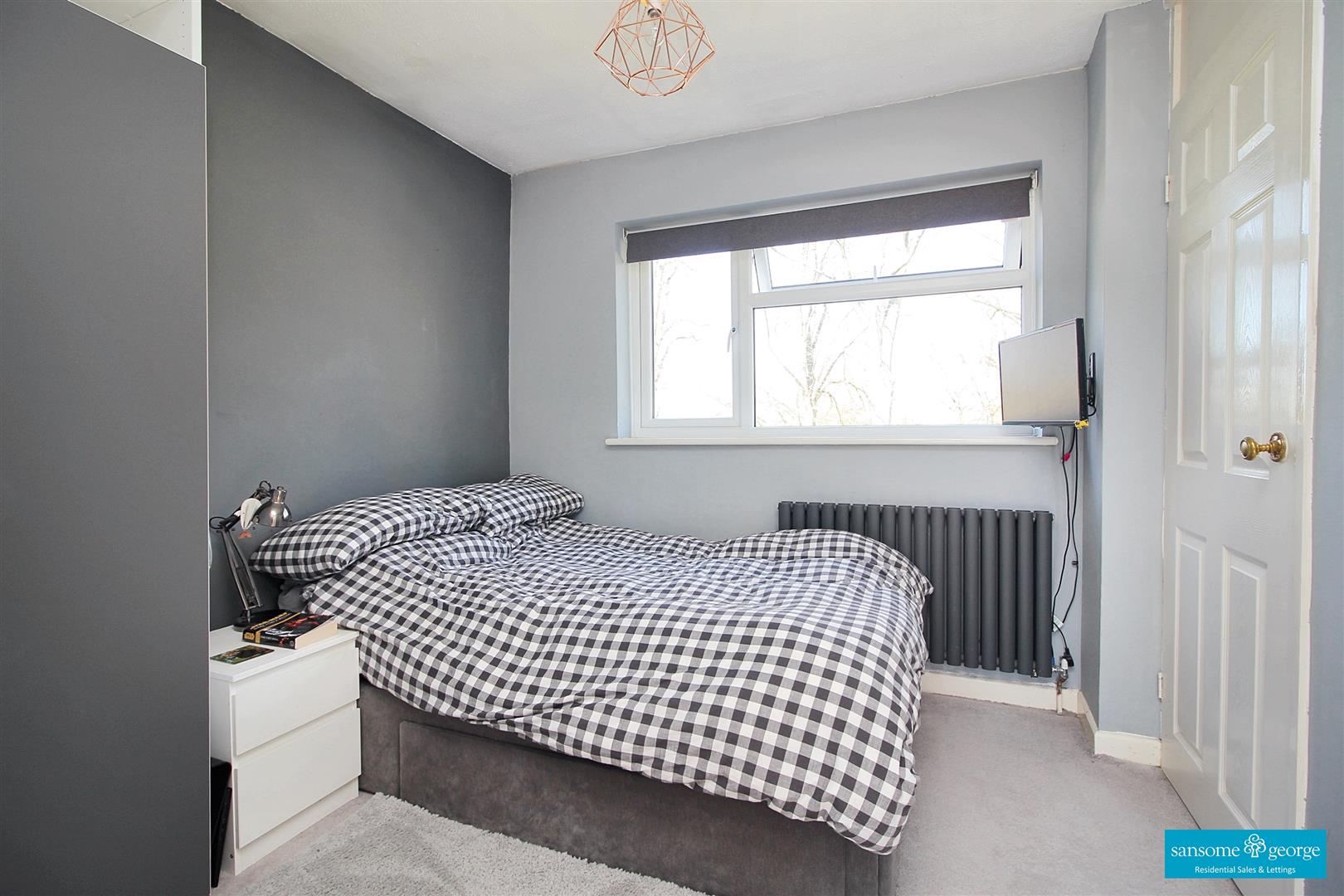 Larissa Close, Tilehurst, Reading